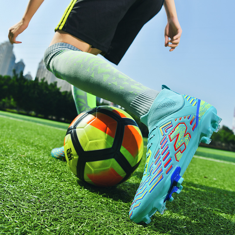 TONYBEAR Cushioning Soccer Shoes Unisex