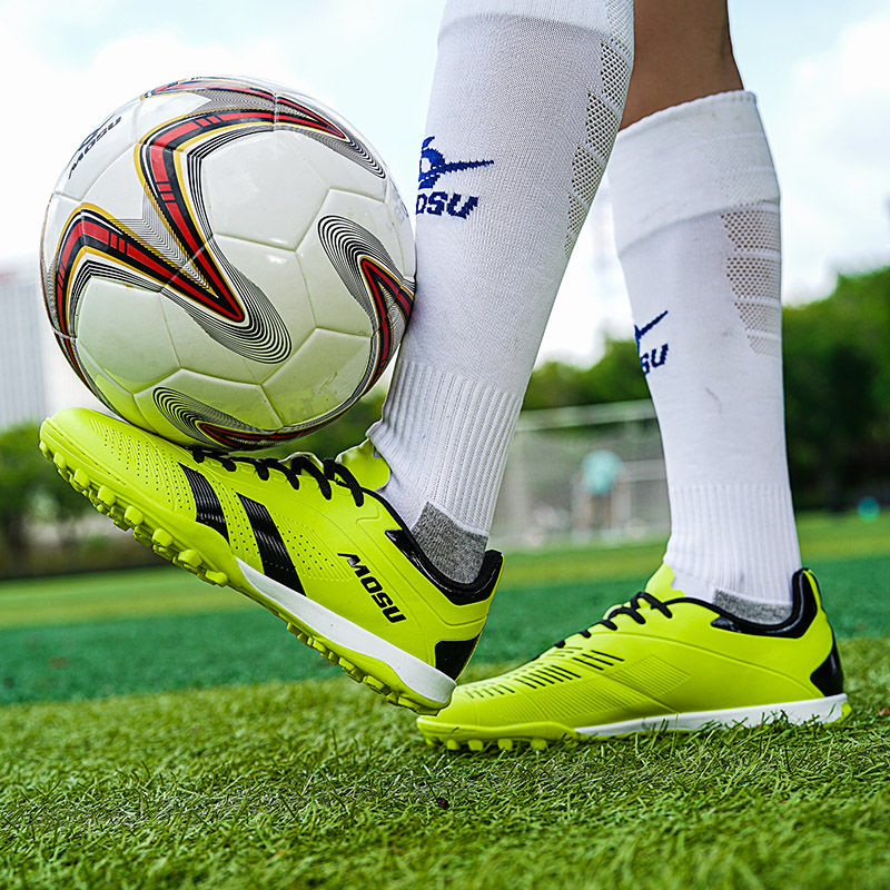 TONYBEAR Slip Resistant Abrasion Resistant Slip Resistant Abrasion Resistant Soccer Shoes Unisex