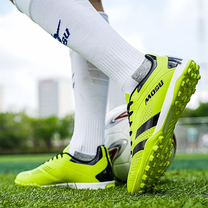 TONYBEAR Slip Resistant Abrasion Resistant Slip Resistant Abrasion Resistant Soccer Shoes Unisex