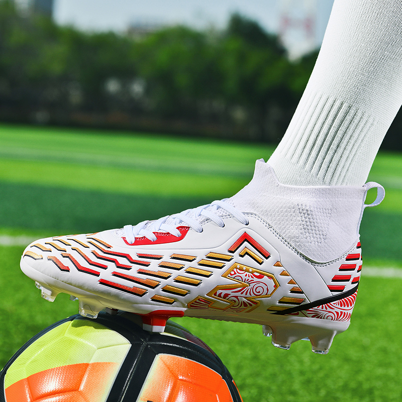 TONYBEAR Cushioning Soccer Shoes Unisex