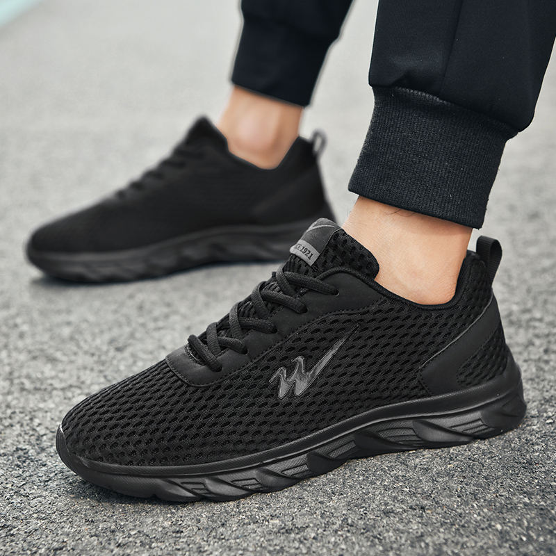 Binary Cushioning Rebound Lightweight Breathable Slip Resistant Low top Running Shoes Men’s Black Warrior