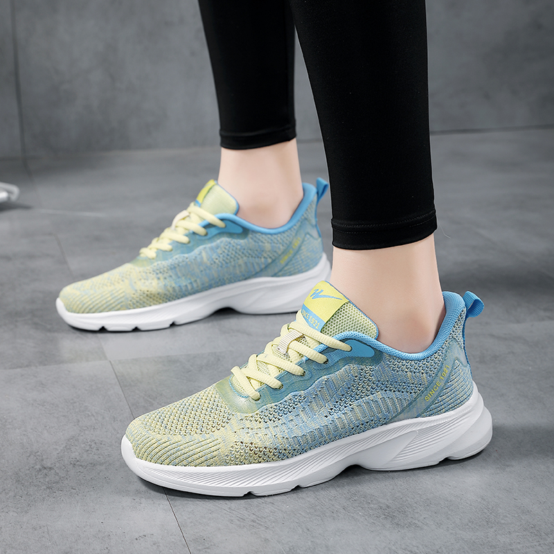 Binary Running Shoes Women’s Low Top White