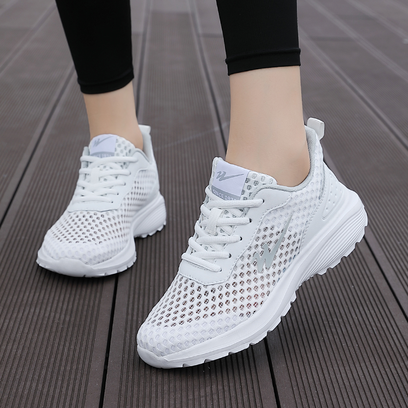 Binary Low top Running Shoes Women’s White Gray