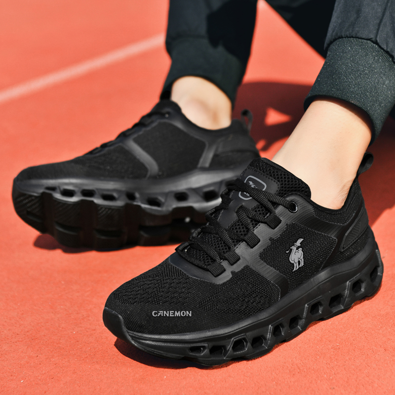 LINGHANGLUOTUO Slip Resistant And Breathable Coverage Low top Training Shoes Men’s Black