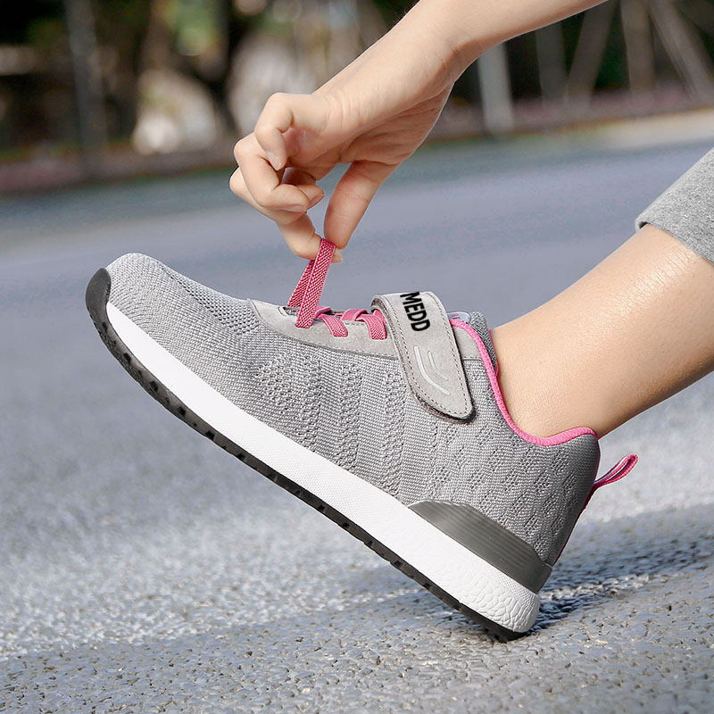 Medd Walking Shoes Women’s Low Top Light Gray