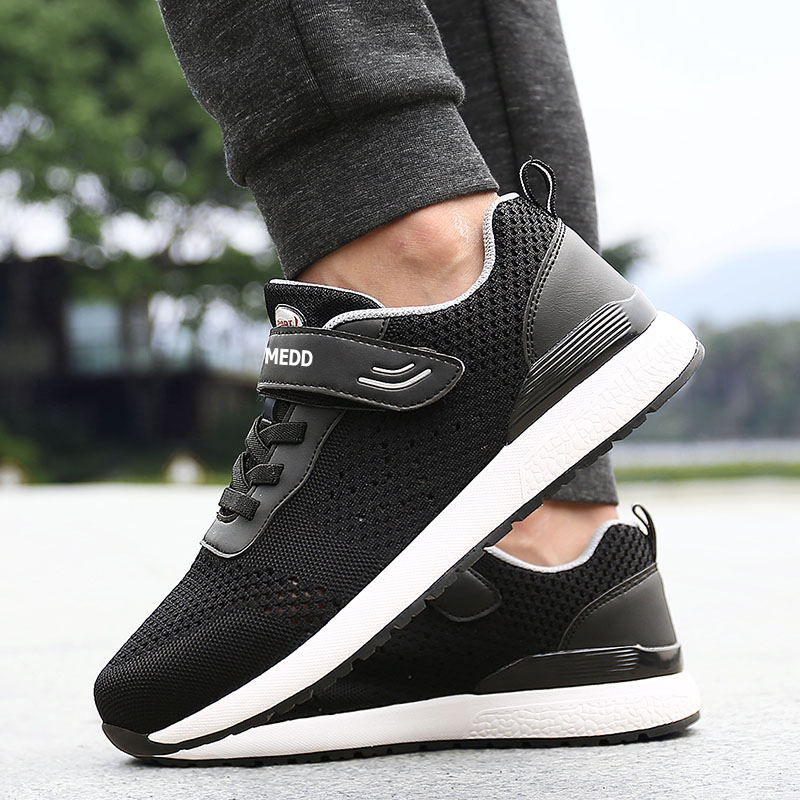 Medd Walking Shoes Men’s Low Top Black