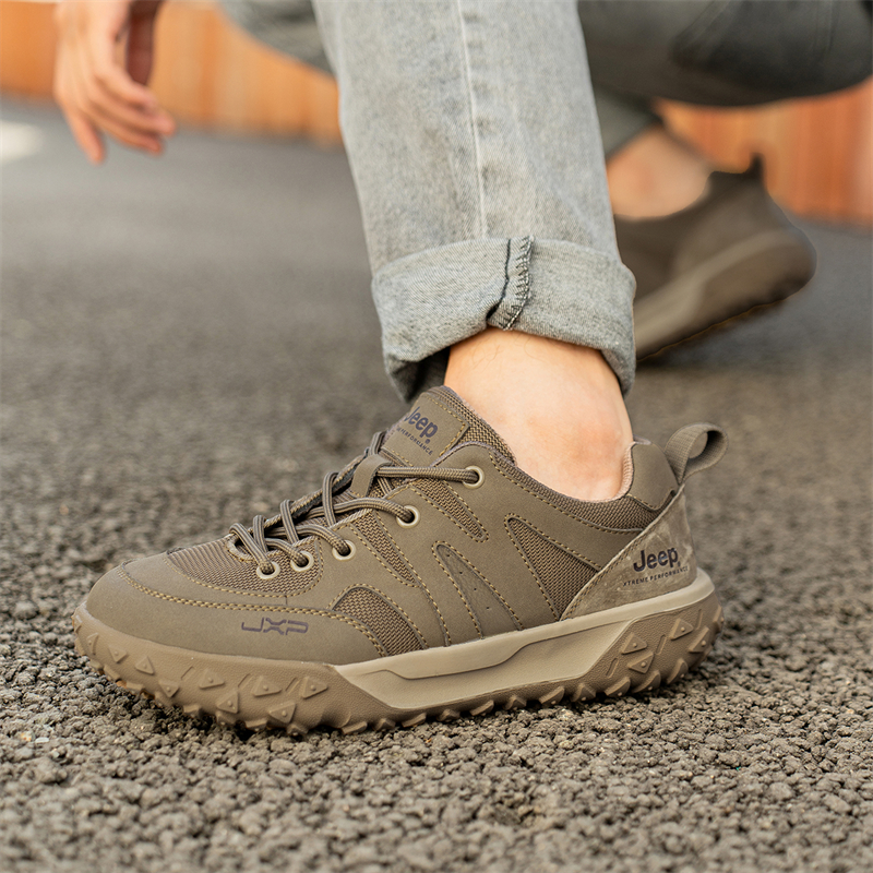 Jeep Moisture wicking Low top Mountaineering Shoes Men’s Khaki