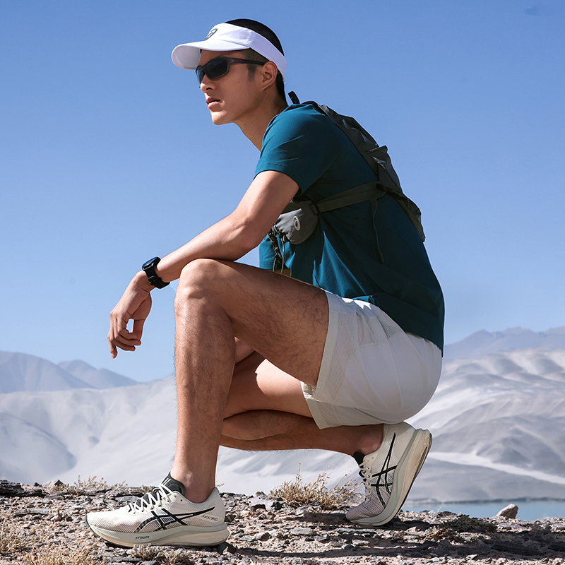 Мужские кроссовки ASICS ASICS Magic Speed 3.0 (черно-белые) — фото 6