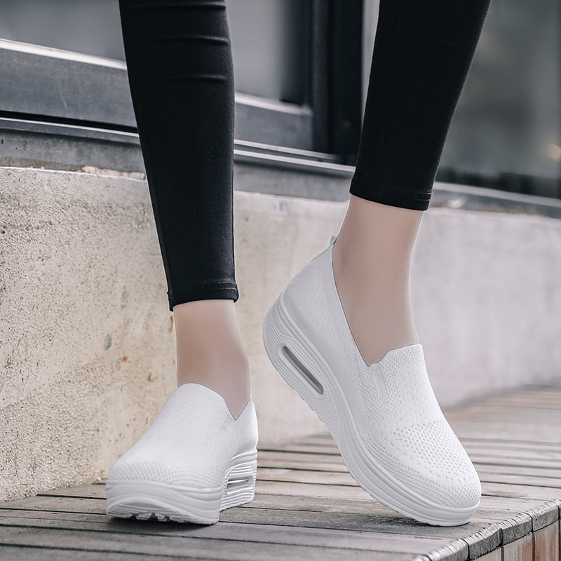 Medd Low Top Casual Shoes Women's