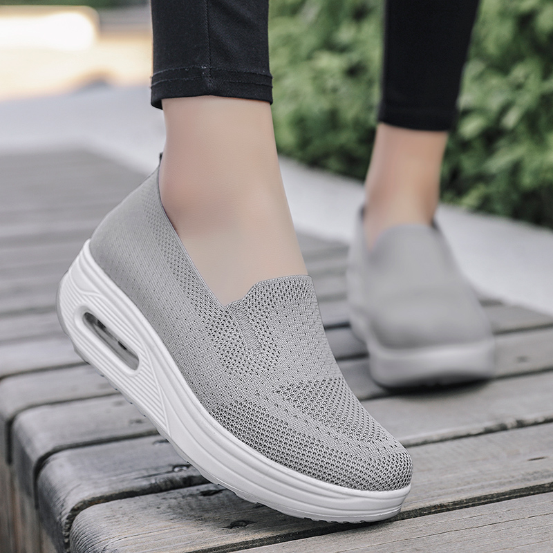 Medd Low Top Casual Shoes Women's