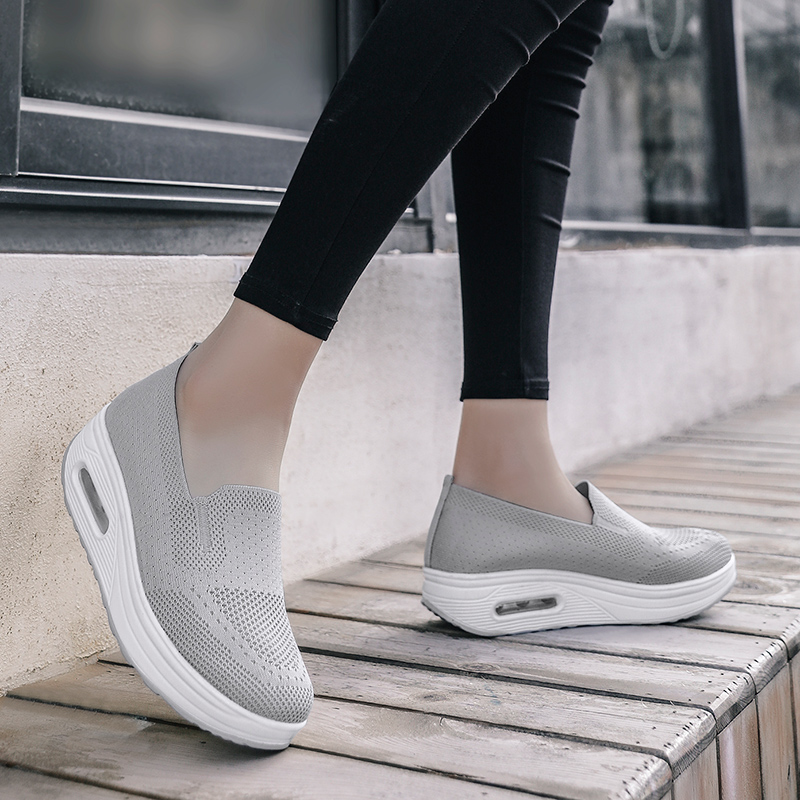 Medd Low Top Casual Shoes Women's