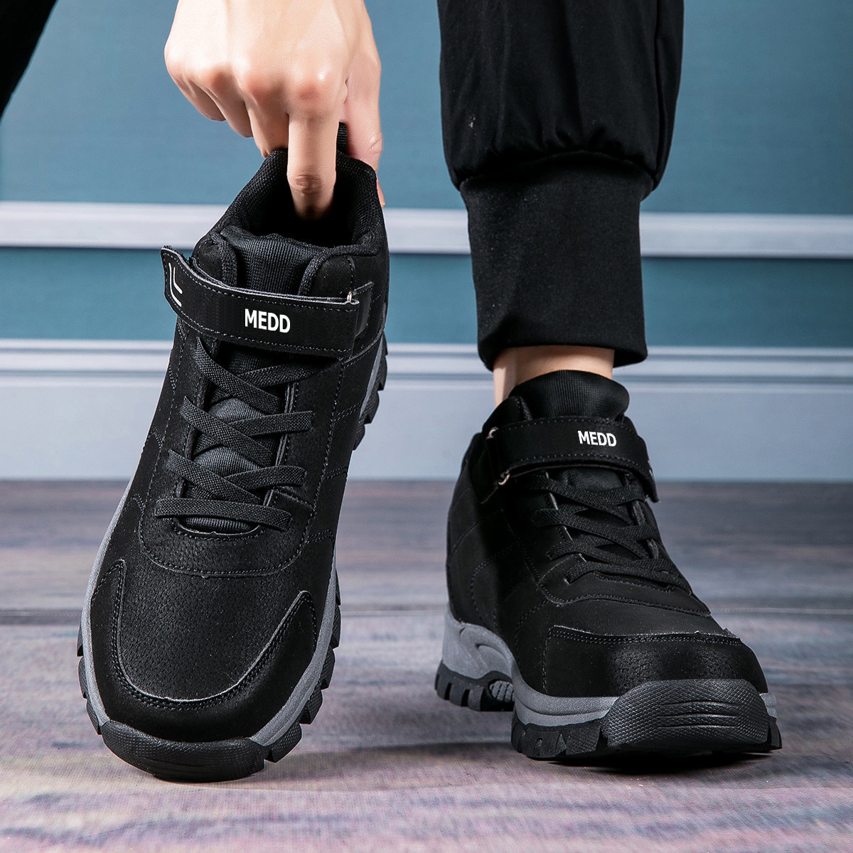 Medd Walking Shoes Unisex Low Top Black