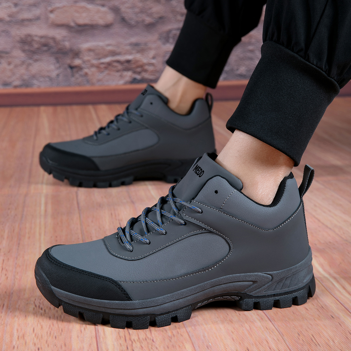 Medd Outdoor Shoes Men’s Low Top Black