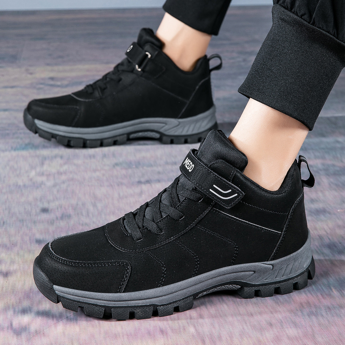 Medd Walking Shoes Unisex Low Top Black