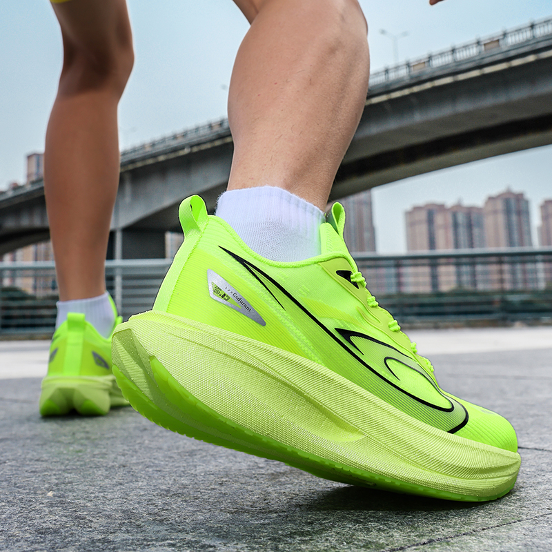 GAISIDULANTE Impact Resistant, Abrasion Resistant, Slip Resistant Low top Running Shoes Unisex Neon Green