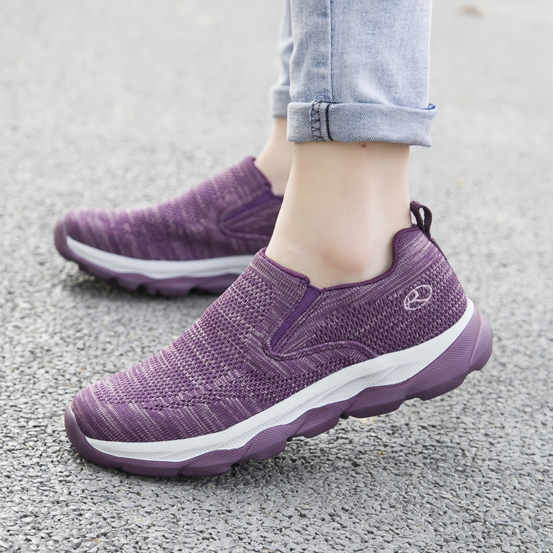 RONGSHI Cushioning Slip Resistant Breathable Low top Walking Shoes Women’s