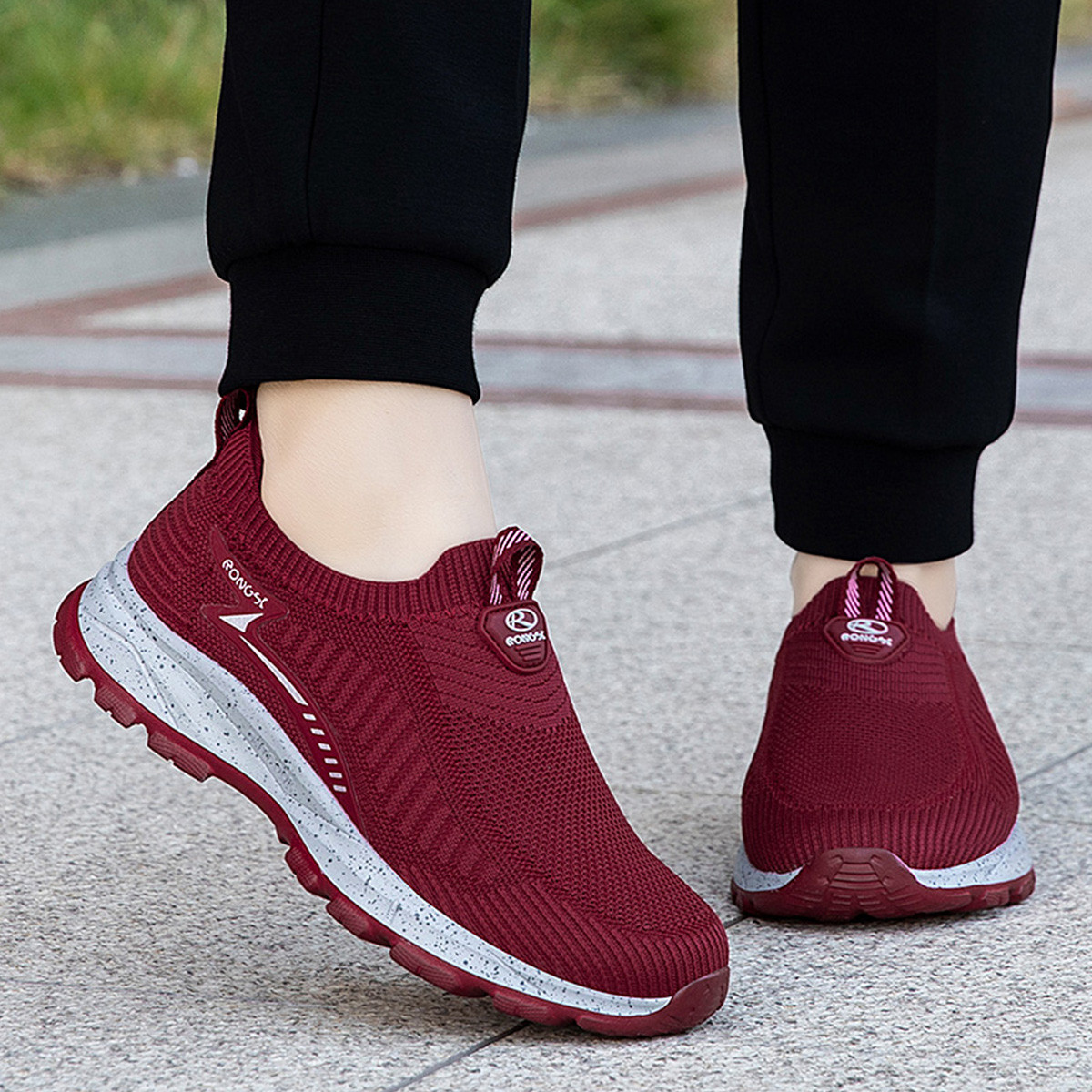 RONGSHI Fabric Low top Lifestyle Sports Casual Shoes Women’s