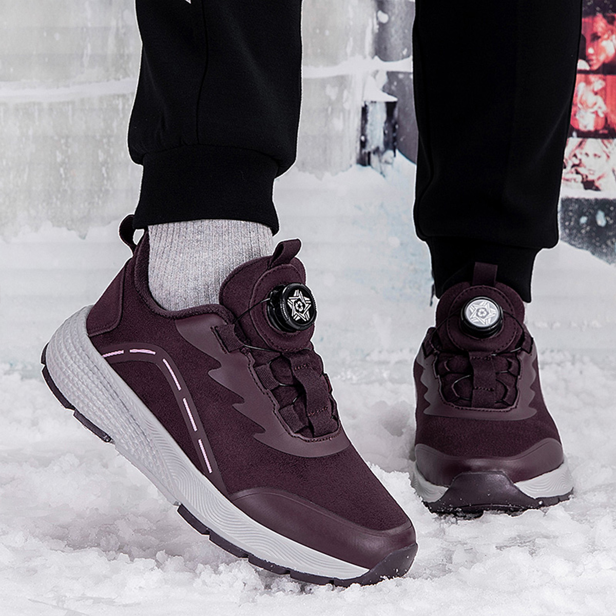 RONGSHI Winter Middle Aged Fleece Lined Outdoor Comfortable Soft Sole Walking Insulated Shoes Thermal