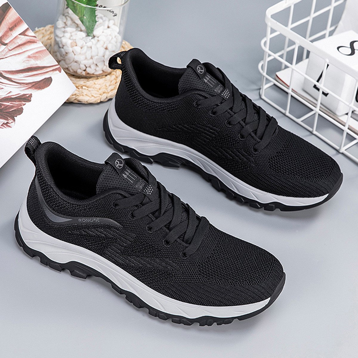 RONGSHI Fabric Slip Resistant, Breathable, Lightweight Low top Casual Shoes Men’s