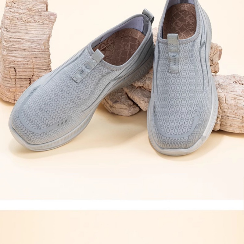 TAIHEYUAN Low top Casual Shoes Men’s