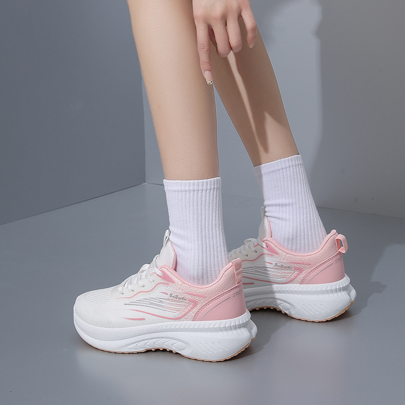 TONYBEAR Slip Resistant Abrasion Resistant Slip Resistant Abrasion Resistant Low top Running Shoes Women’s