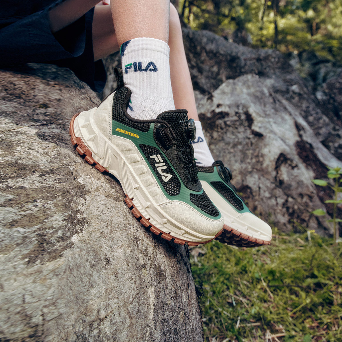 Детские кроссовки Fila Chita Dash 1 (черно-белые) — 黑/微白 — фото 5
