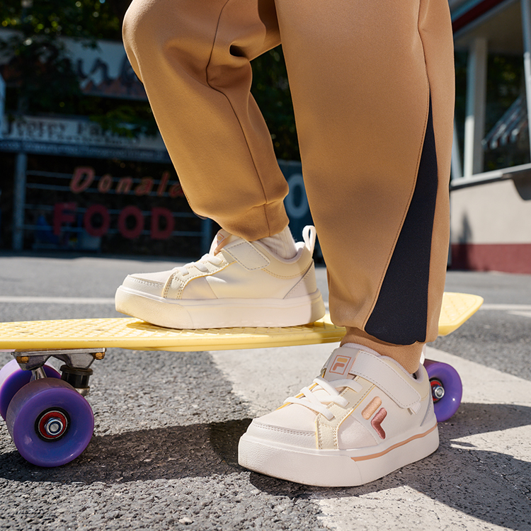 Мужские штаны Fila KIDS ORIGINALE (серо-коричневые) — фото 8