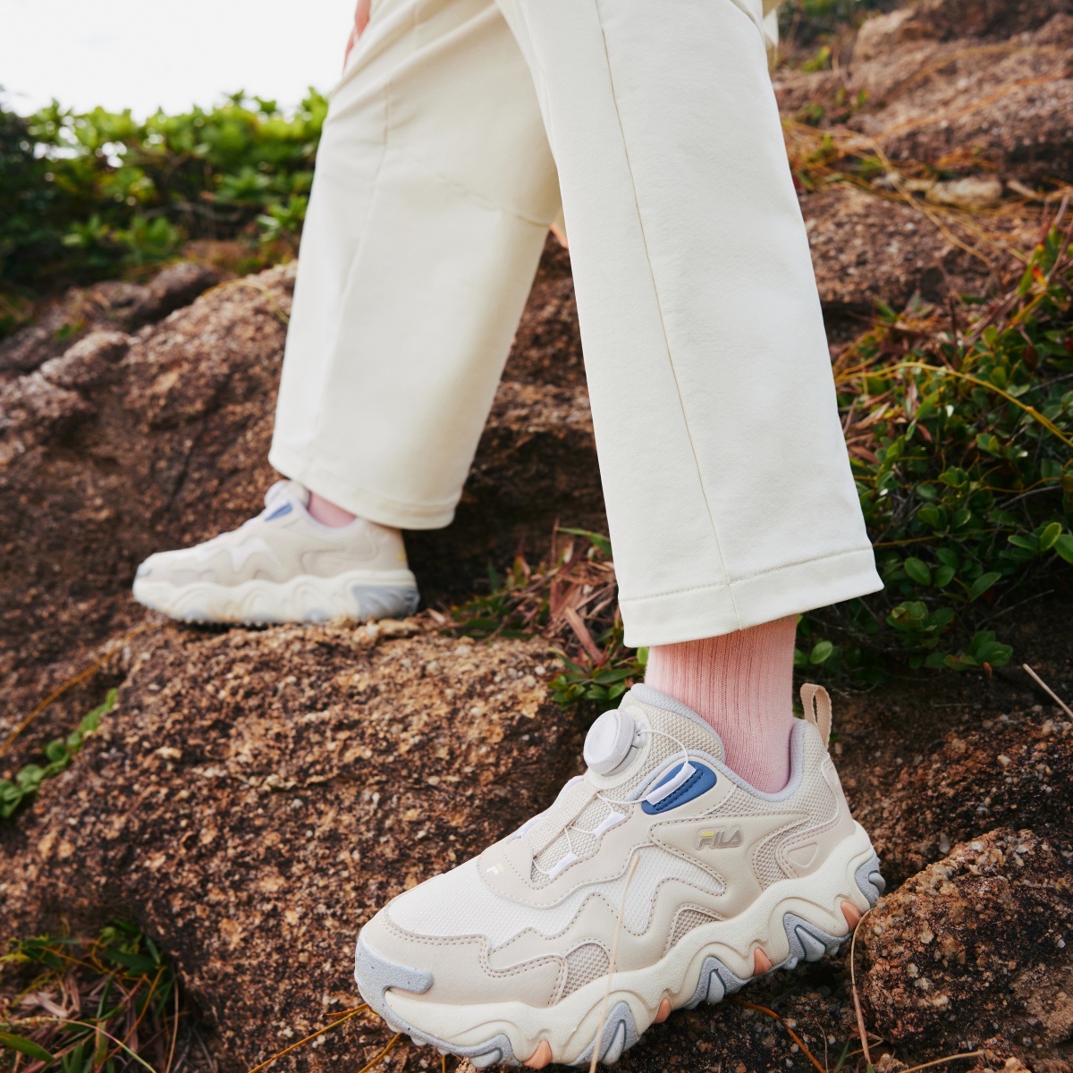 Кроссовки Fila Kids Tiger Claw 2 (белые) — фото 5