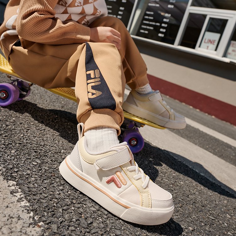 Мужские штаны Fila KIDS ORIGINALE (серо-коричневые) — фото 6