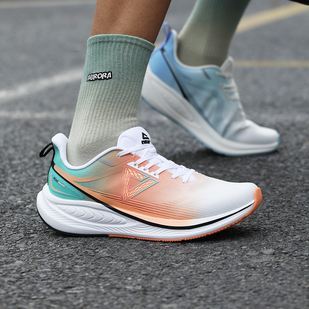 PEAK Support Rebound Low top Long Distance Running Shoes Men’s Orange Blue Mismatched