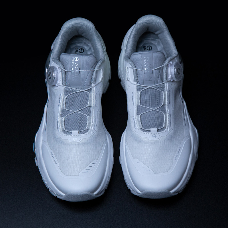 AOLUN White Wing Fabric Low top Commute Hiking Shoes Men’s White