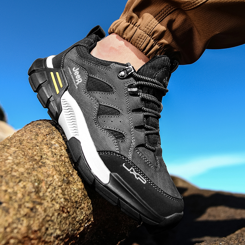 Jeep Low top Hiking Shoes Men’s Black Gray