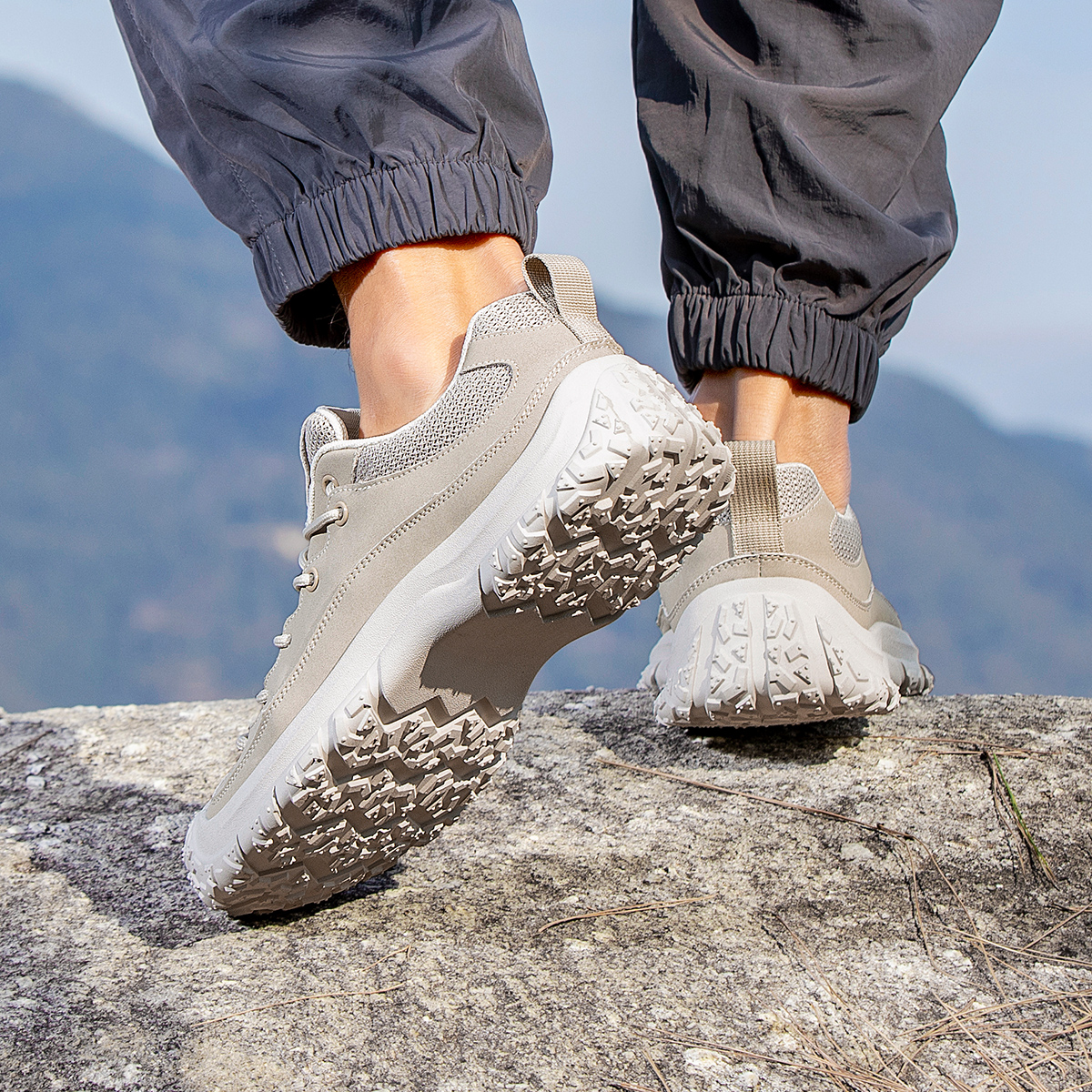 Jeep Cushioning Abrasion Resistant Waterproof Moisture Wicking Coverage Impact Resistant Lightweight Grip Low top