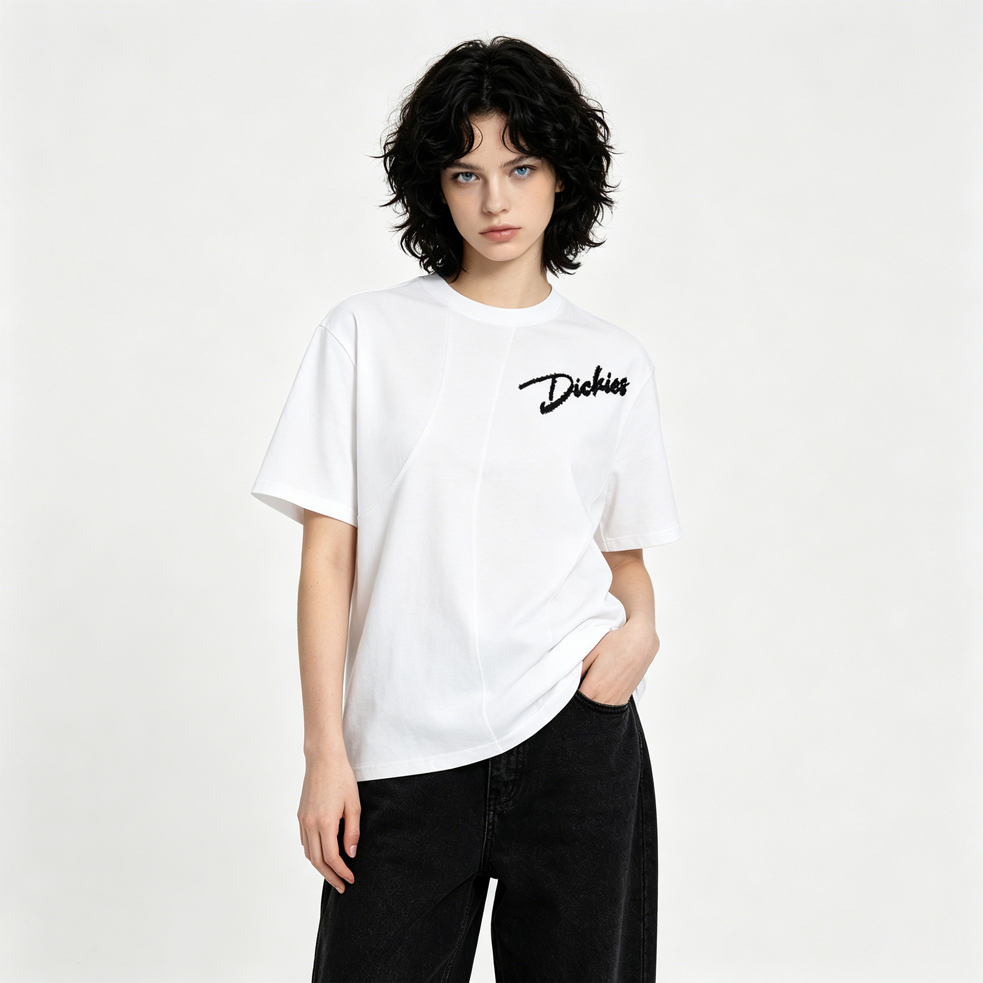Женская футболка Dickies boxycleanfit3DLOGO T (серая) — фото 8