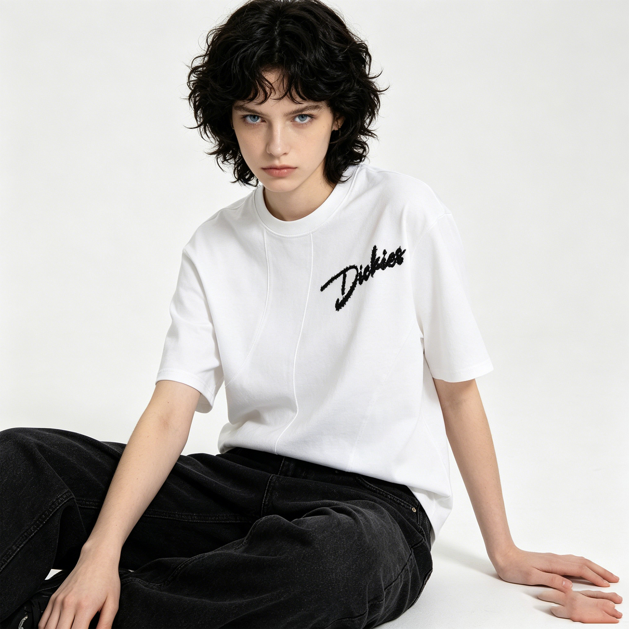 Женская футболка Dickies boxycleanfit3DLOGO T (серая) — фото 10