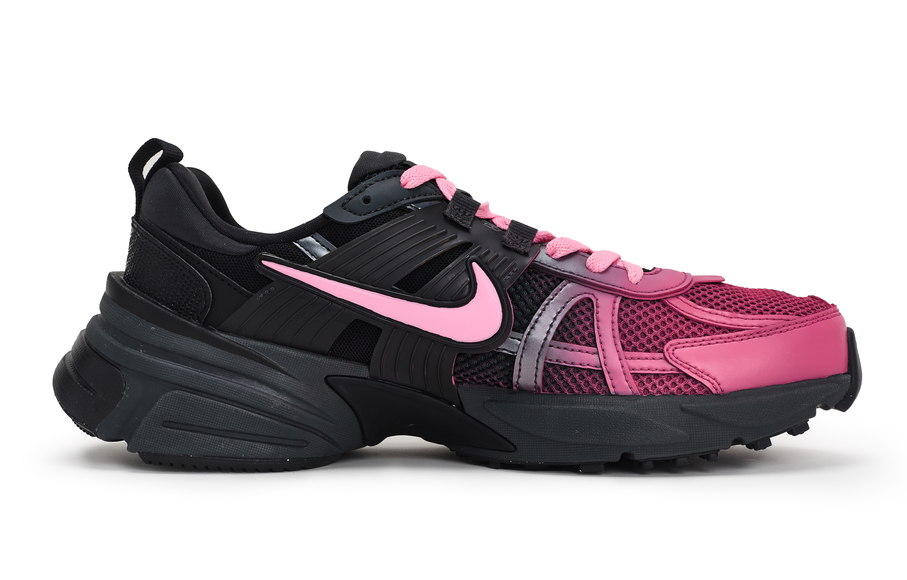 Nike V2K Run Abrasion Resistant Abrasion Resistant Low top Casual Running Shoes Women’s Black Rose Red
