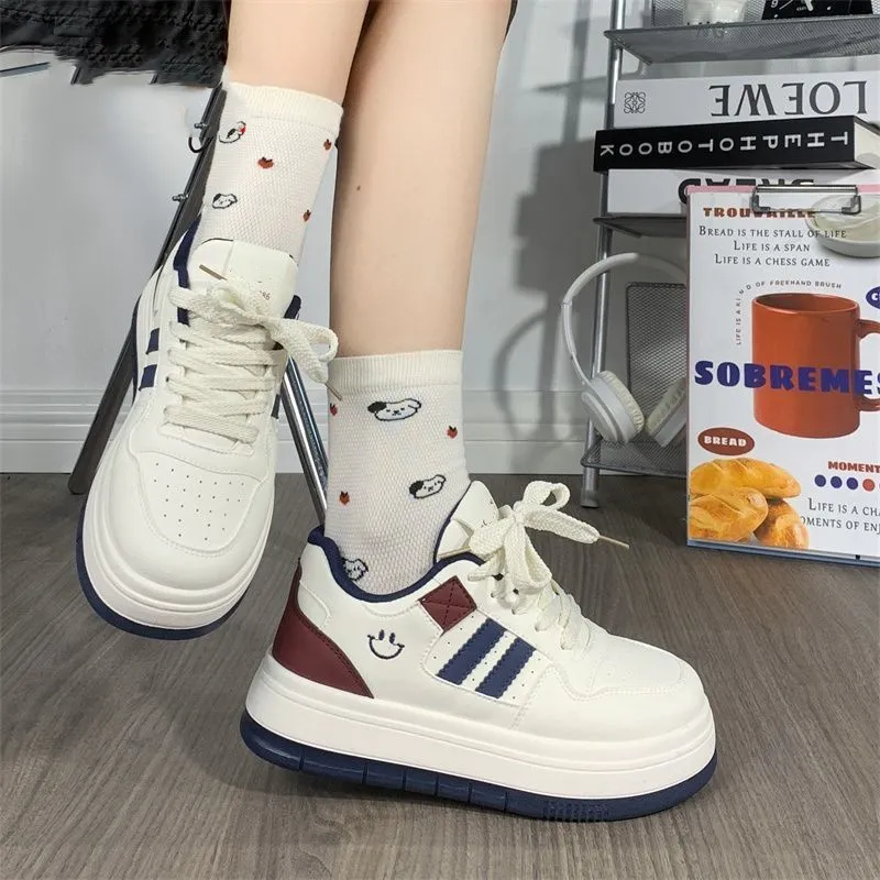 Fawn Miri Coverage Slip Resistant And Abrasion Resistant Low Top Skateboard Shoes Women's Dark Blue