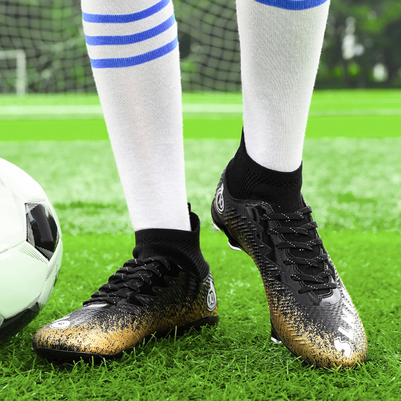 BIANSULONG Soccer Shoes Unisex Low Top Black/Gold