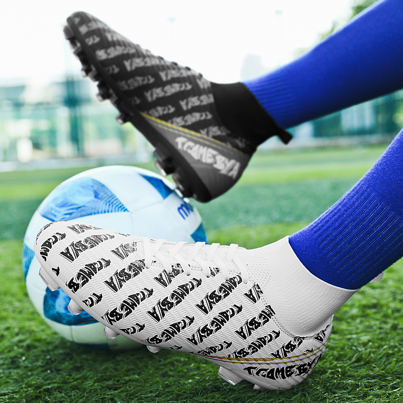 BIANSULONG Artificial Turf, Natural Grass Abrasion Resistant Coverage Rebound Soccer Shoes Unisex