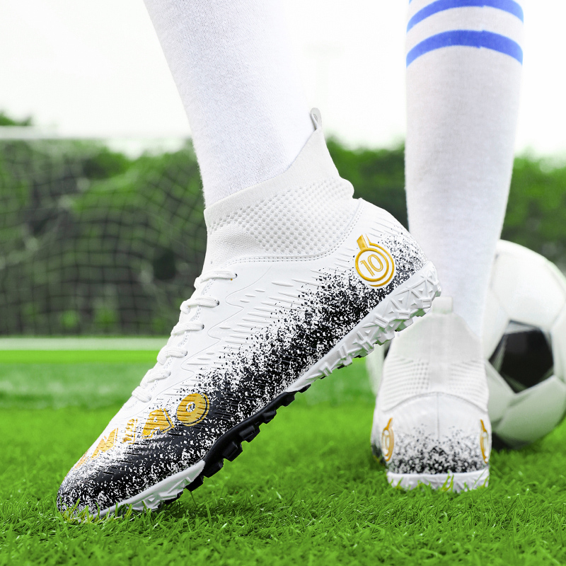 BIANSULONG Soccer Shoes Unisex Low Top Black/Gold