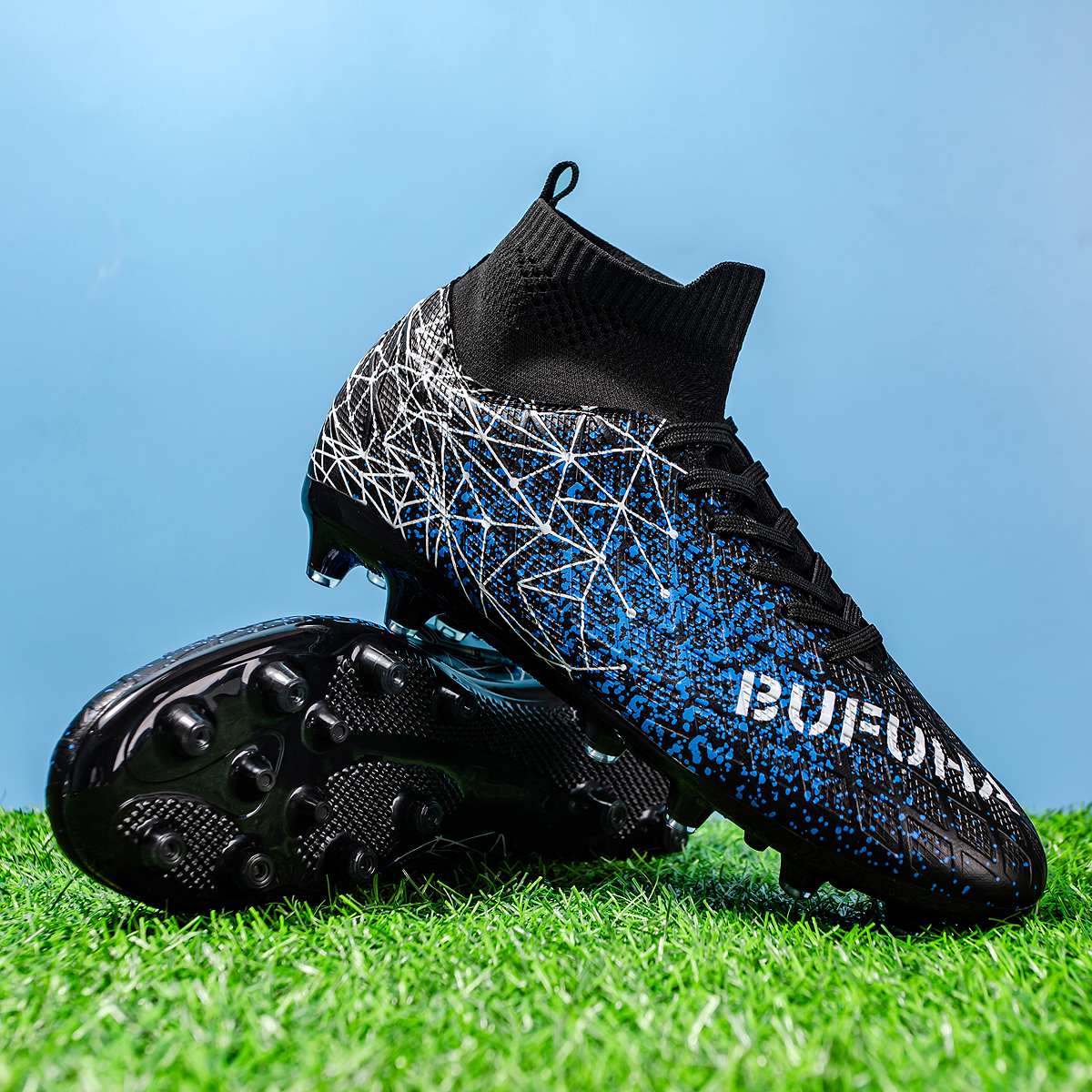 BIANSULONG Soccer Shoes Unisex Low Top Black