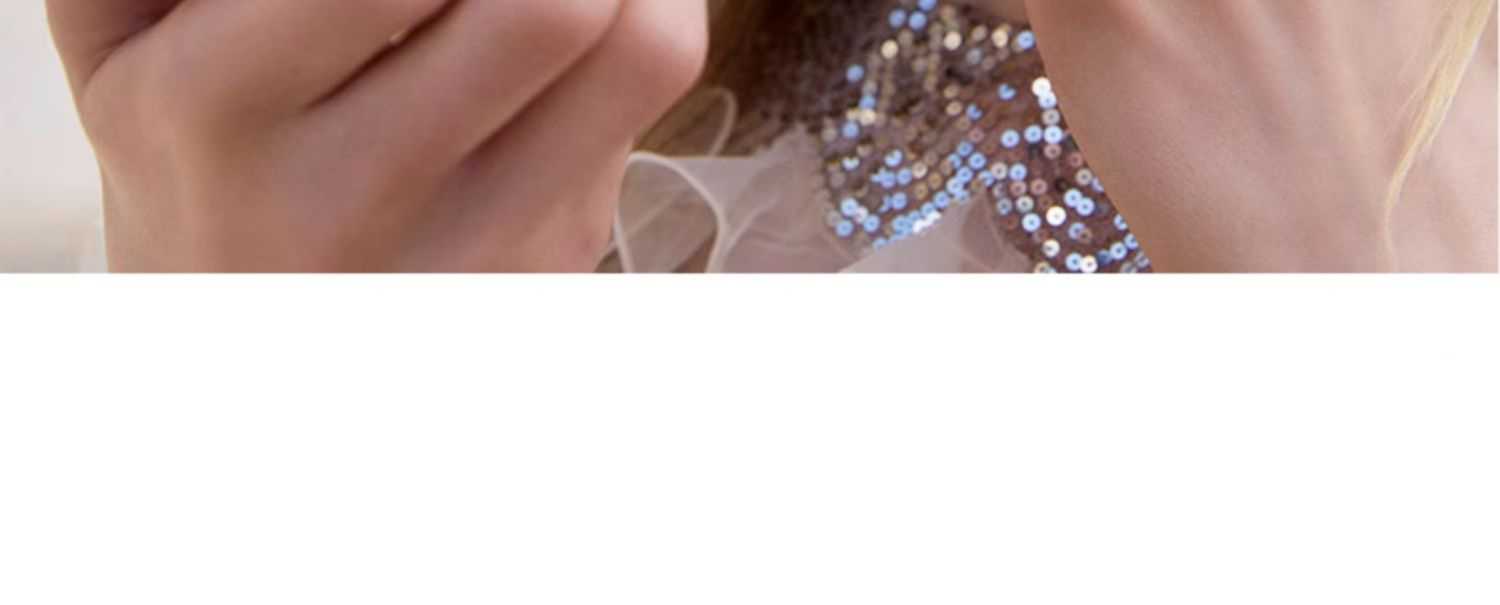 【香港直郵】 義大利 Valentino Beauty 華倫天奴美妝 奢光白水光氣墊 #LA1 12g 清透奶油肌 水潤透亮 SPF防曬 乾皮摯愛