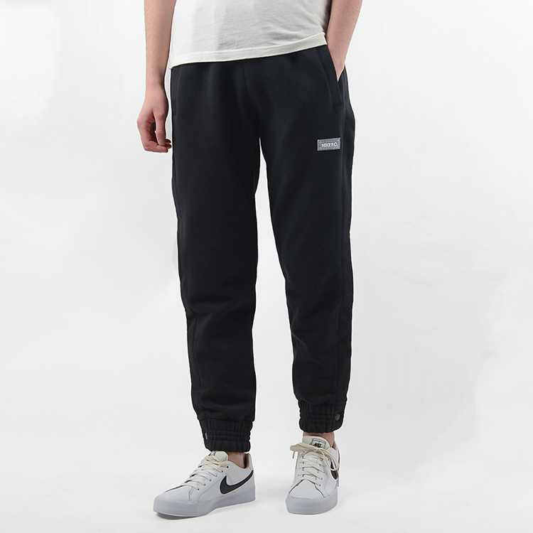 Nike Sports Pants Men’s Black Moderate