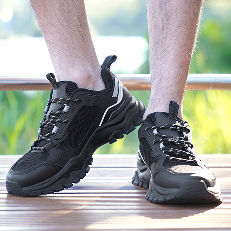 TOREAD Cushioning Slip Resistant Lightweight Low top Hiking Shoes Women’s Black