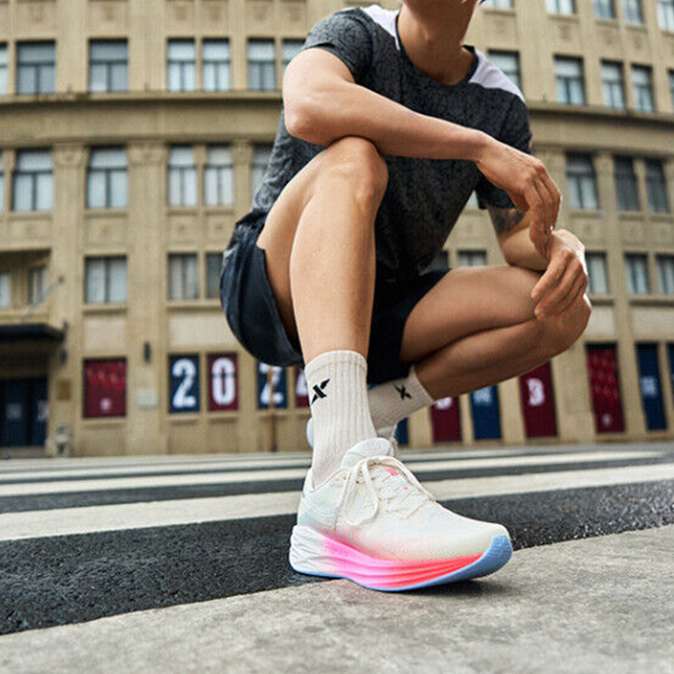 XTEP Xuan Speed 5.0 Slip Resistant Abrasion Resistant Low top Running Shoes Women’s White Pink