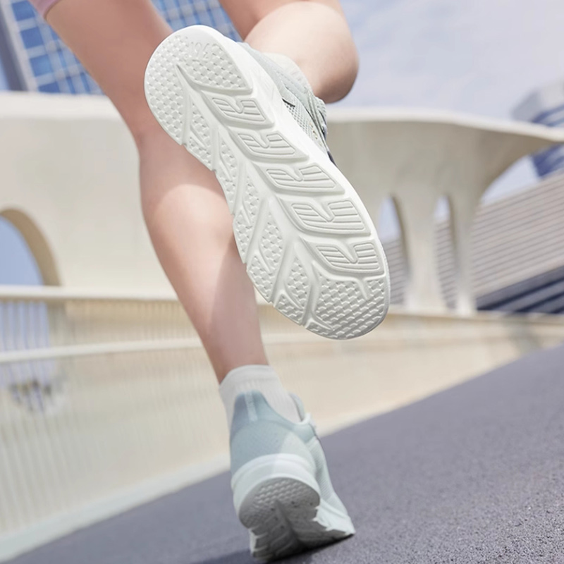 361° Cushioning Low top Running Shoes Women’s Gray