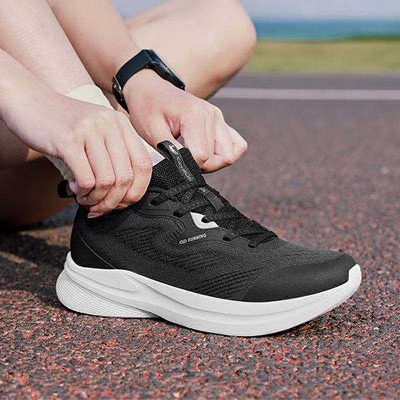 QIAODAN Textile, Synthetic Leather Abrasion Resistant, Breathable, Lightweight Low top Sprint Running Shoes Women’s