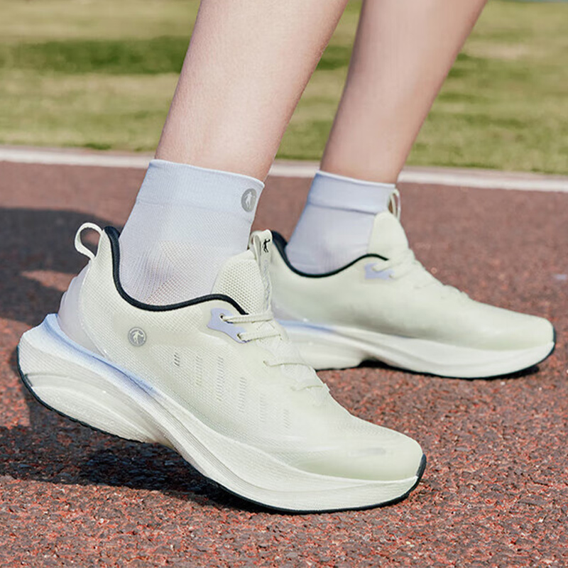 QIAODAN Synthetic Leather Cushioning Abrasion Resistant Breathable Low top Casual Running Shoes Women’s Beige Purple