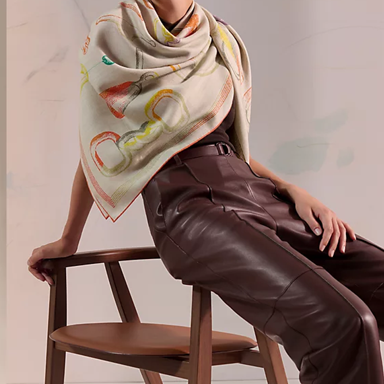 Женская шаль Hermes Cashmere (бежевая) — фото 3