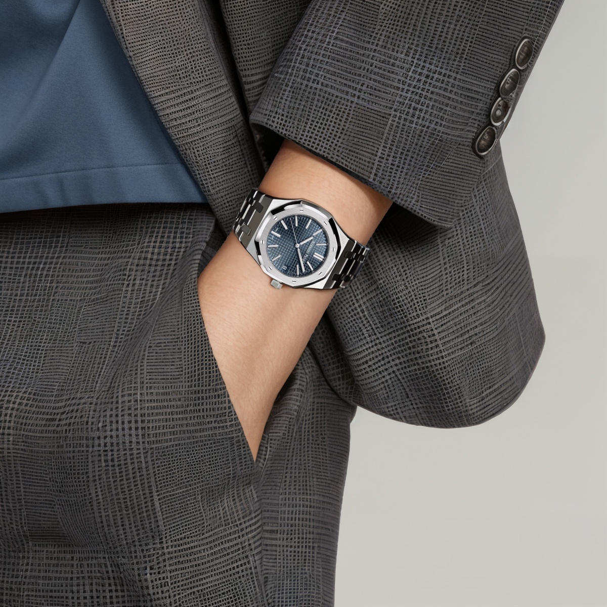 AUDEMARS PIGUETROYAL OAK  50   41mm